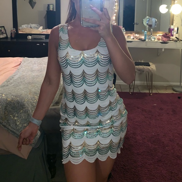 Sequins dress - Picture 4 of 4